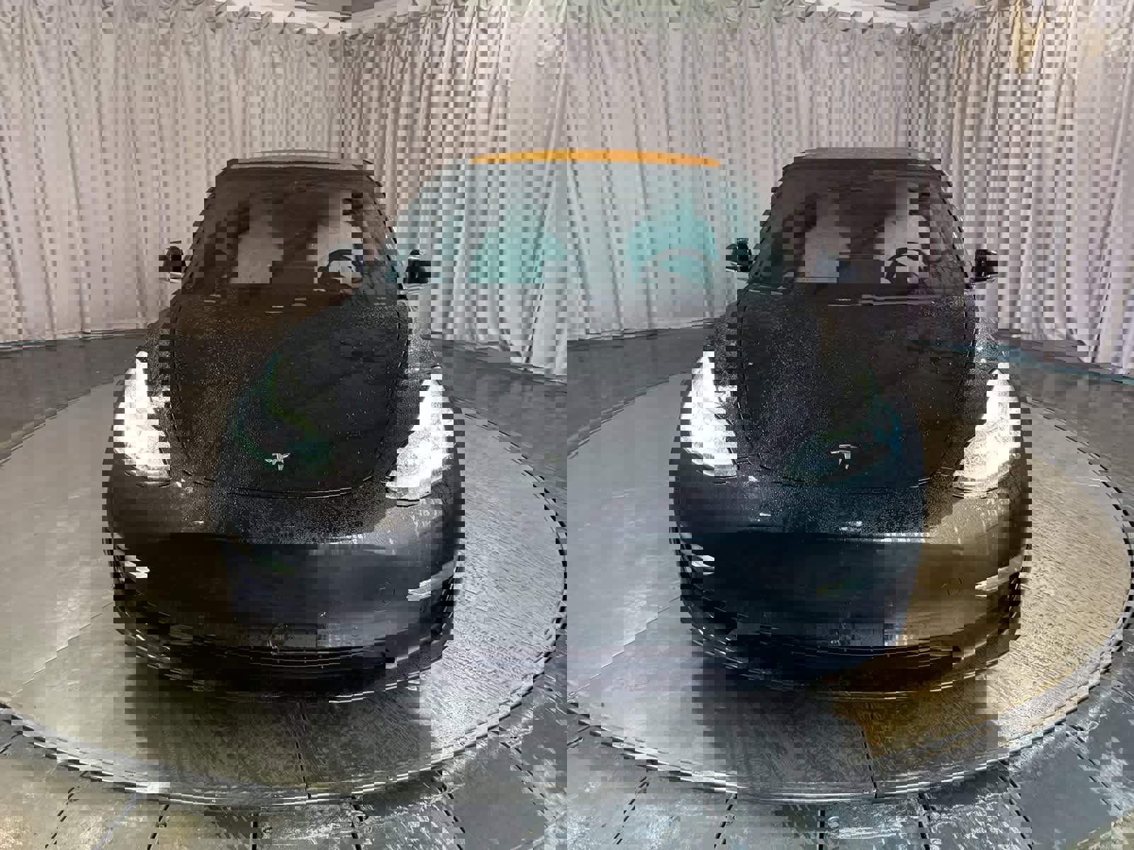 Used 2018 Tesla Model 3 Mid Range image 2