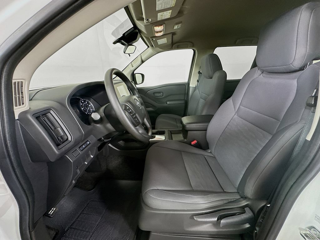 Used 2025 Nissan Frontier S RWD image 20