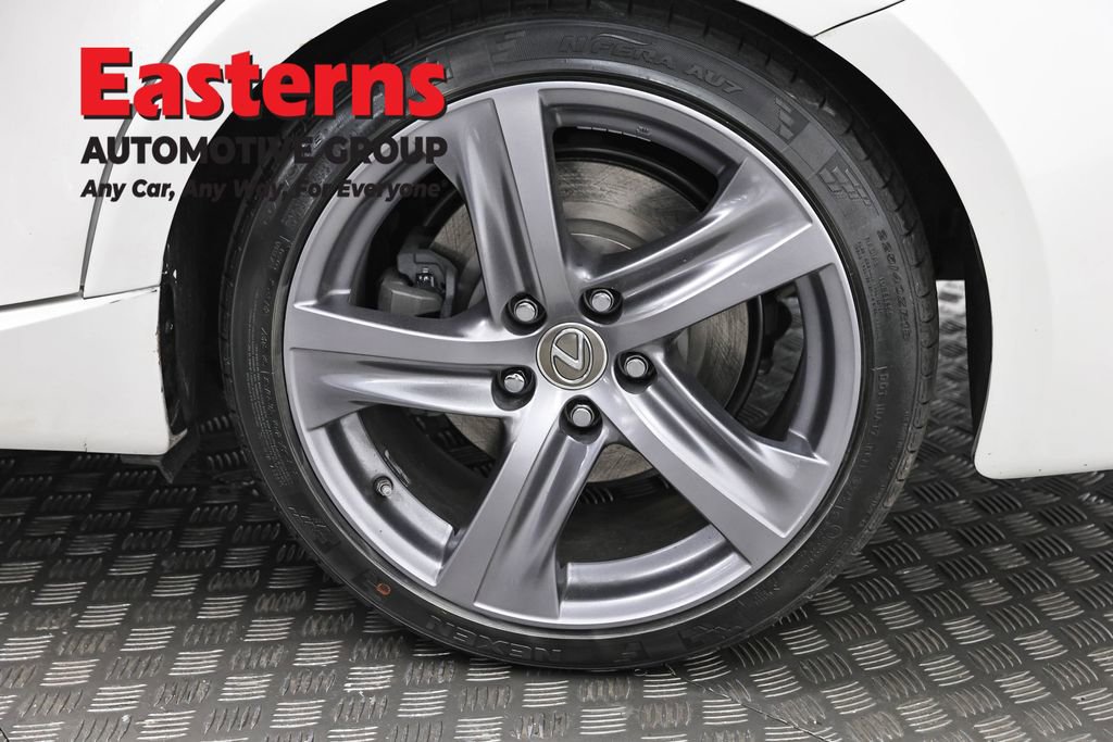 Used 2018 Lexus IS 300 AWD w/ Comfort Package image 36