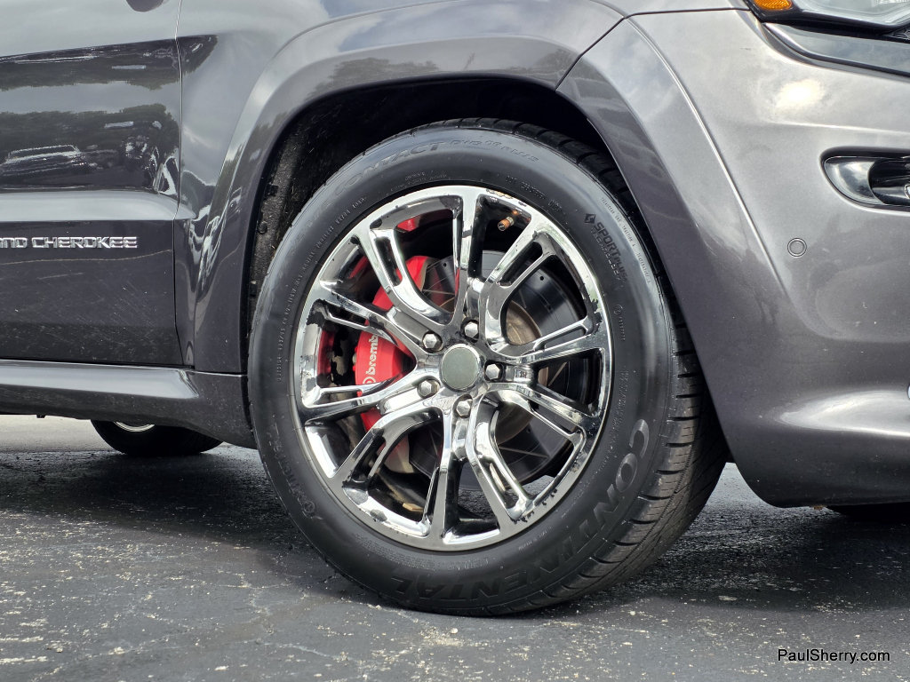 Used 2015 Jeep Grand Cherokee SRT AWD/4WD image 11