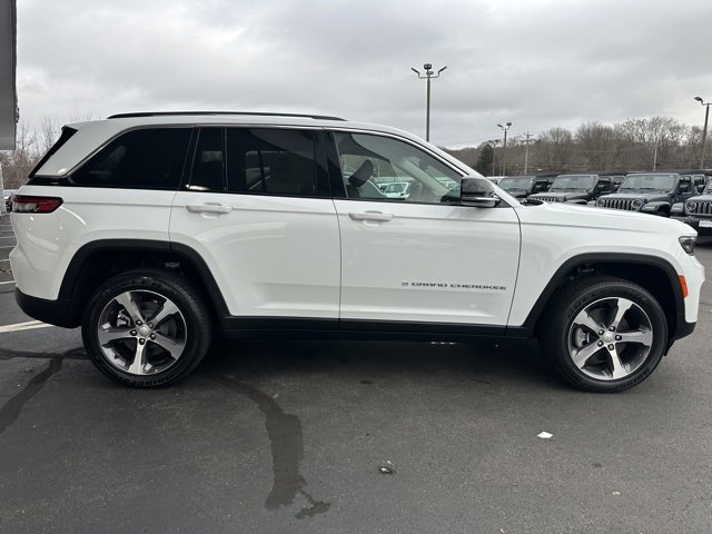 New 2024 Jeep Grand Cherokee Limited 4xe image 3
