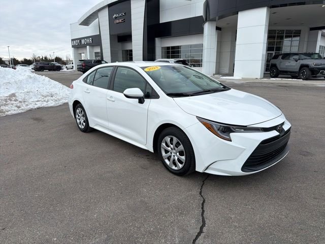 Used 2024 Toyota Corolla LE video 2