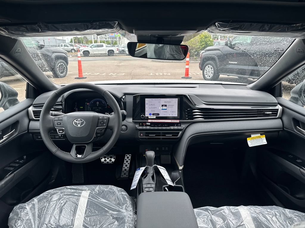New 2026 Toyota Camry Hybrid AWD/4WD image 10