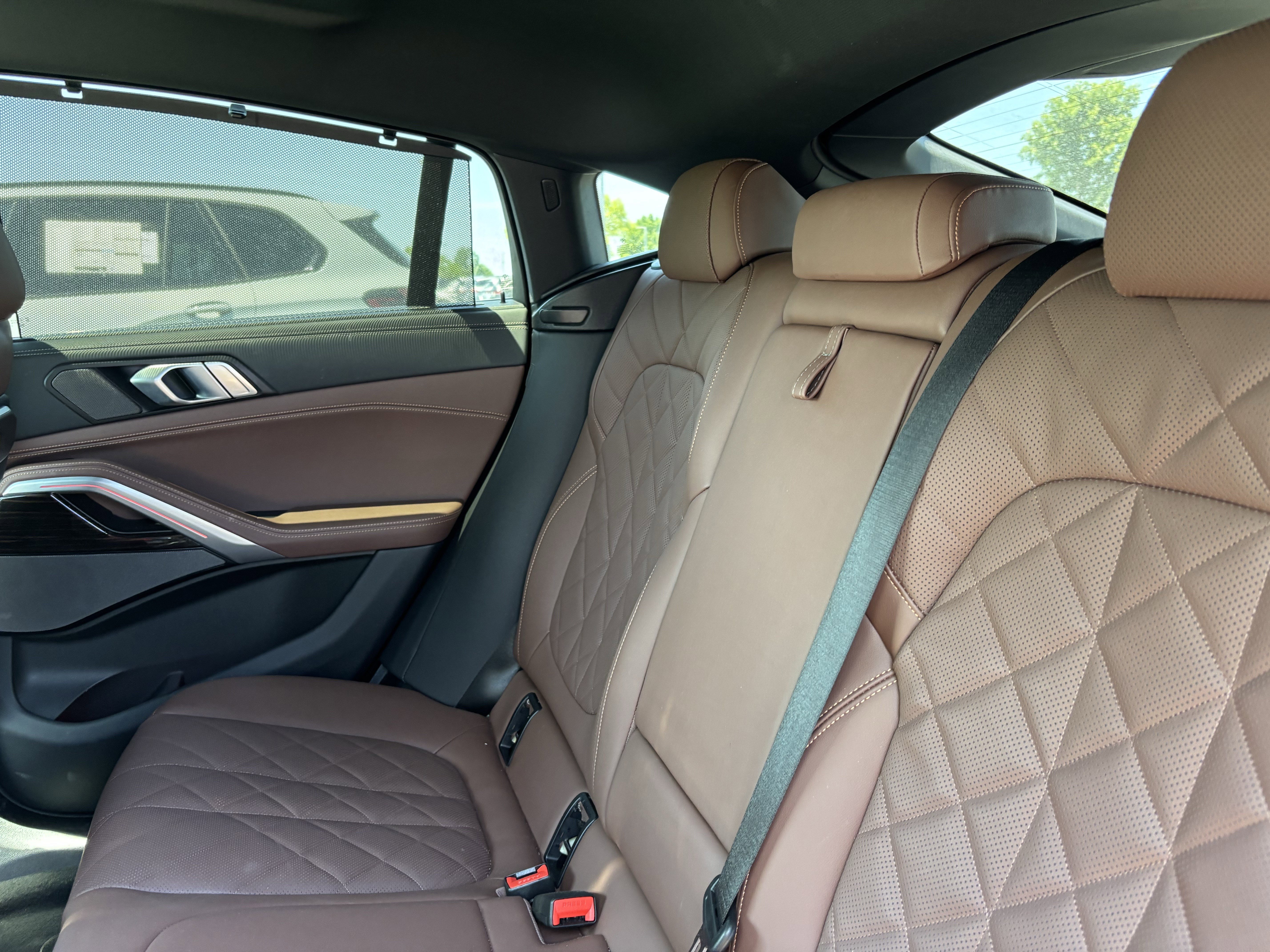 Used 2025 BMW X6 xDrive40i w/ Executive Package AWD/4WD image 33