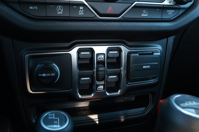 New 2026 Jeep Gladiator Sport image 19