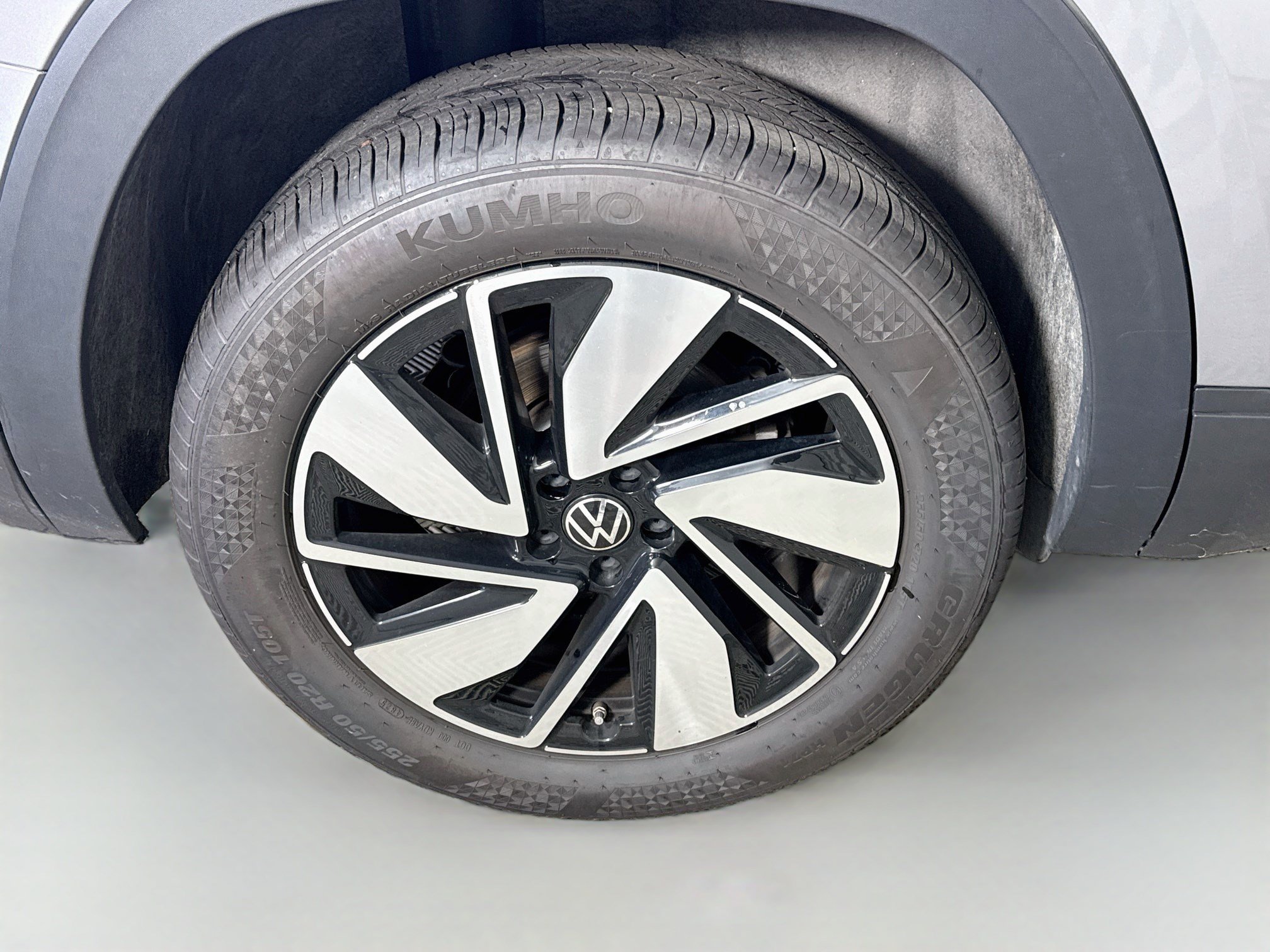 Used 2026 Volkswagen Atlas SE AWD/4WD image 33