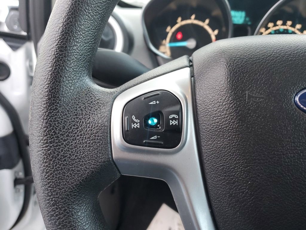 Used 2018 Ford Fiesta SE image 16