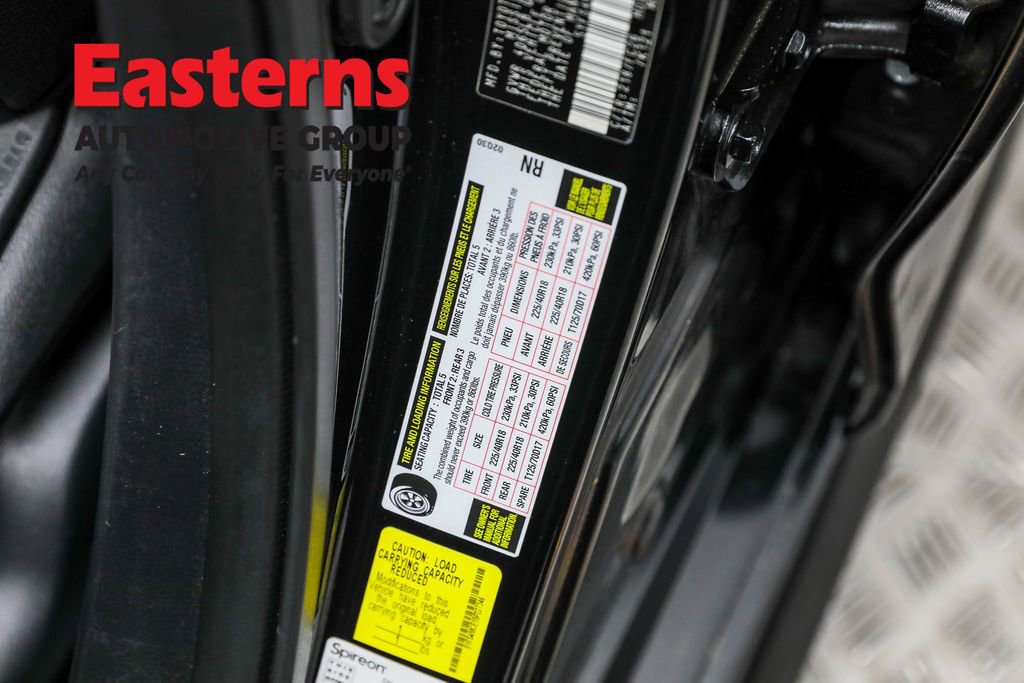 Used 2025 Toyota Corolla SE image 33