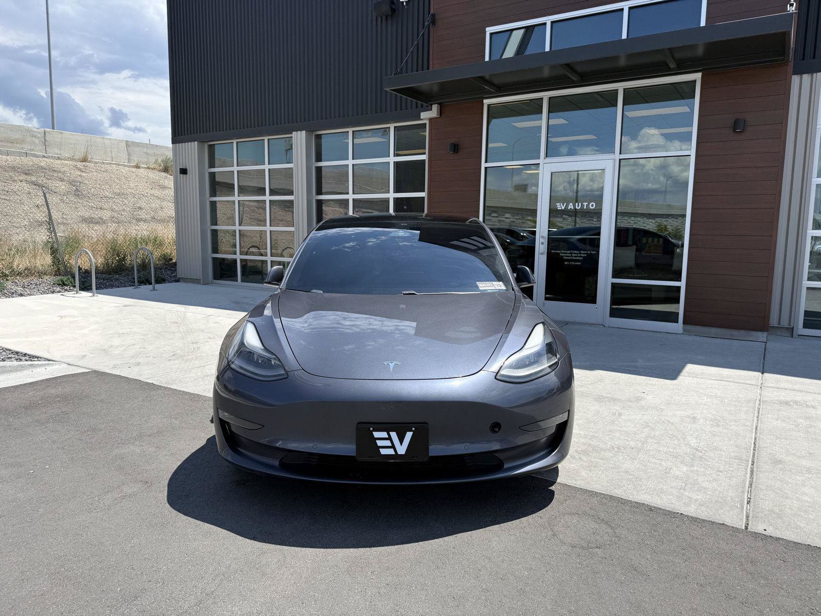 Used 2021 Tesla Model 3 Performance AWD/4WD image 3