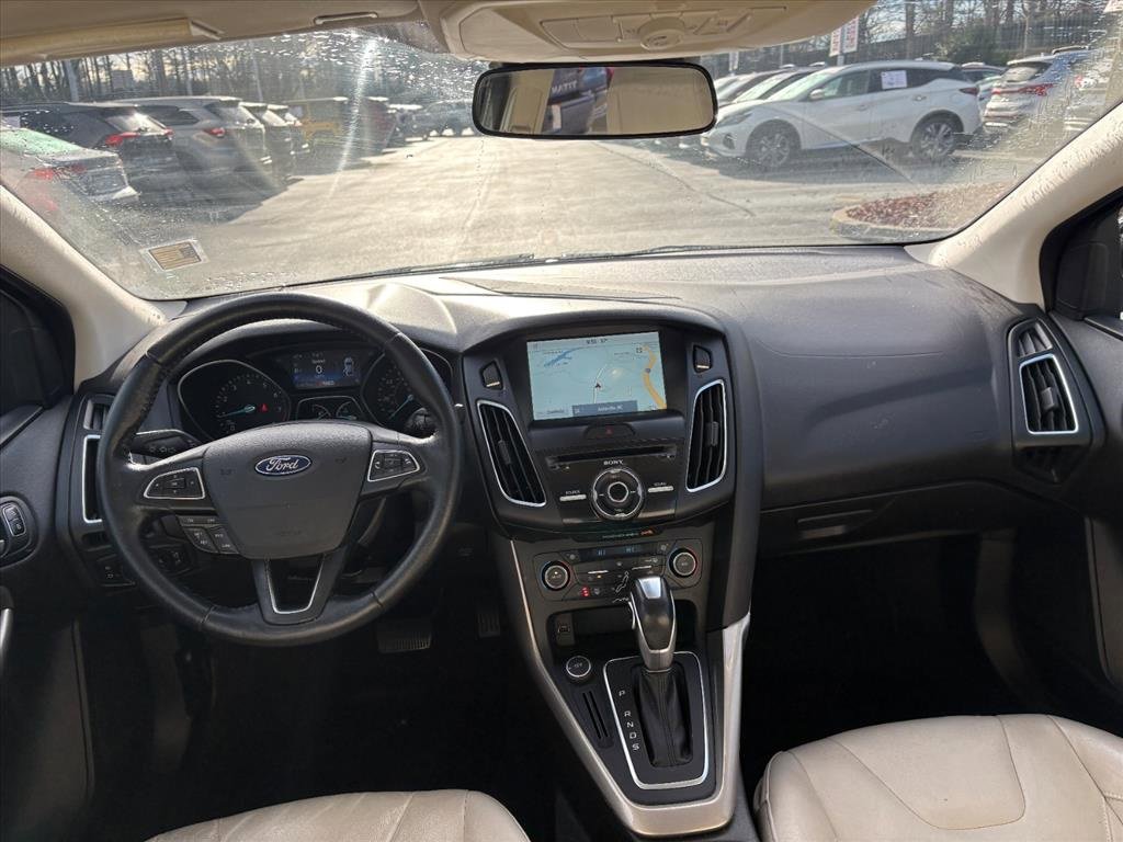 Used 2016 Ford Focus Titanium w/ Titanium Technology Package image 7