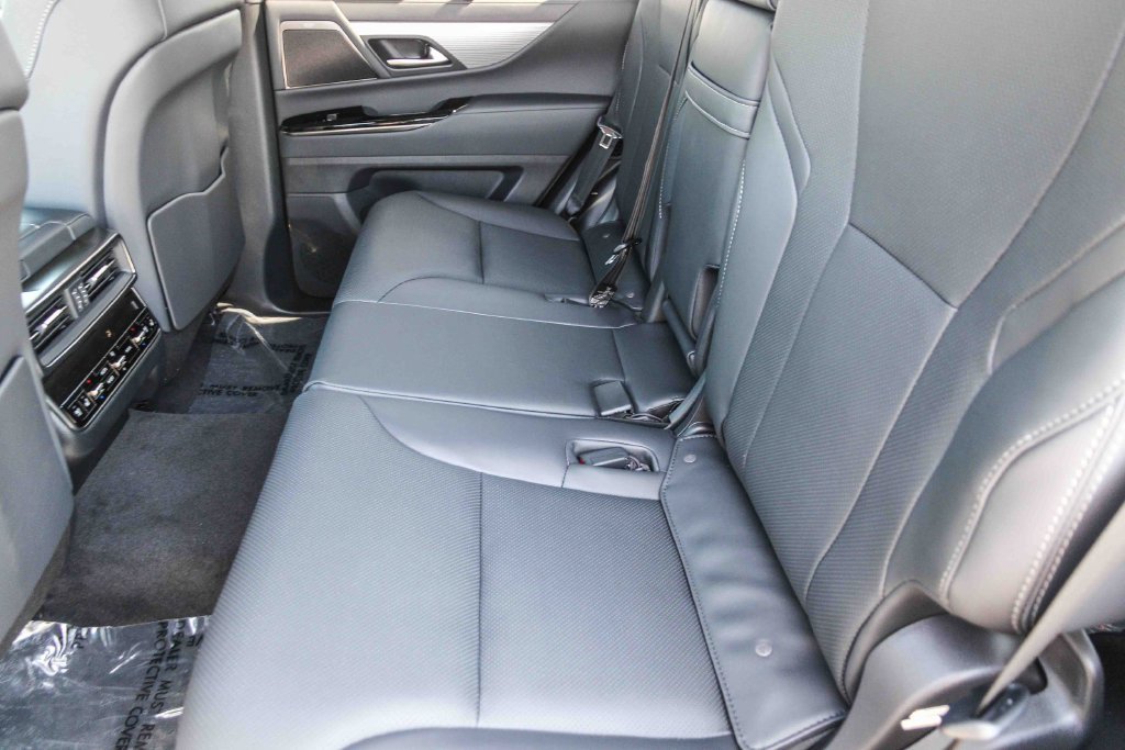 New 2026 Lexus LX 600 F Sport AWD/4WD image 19