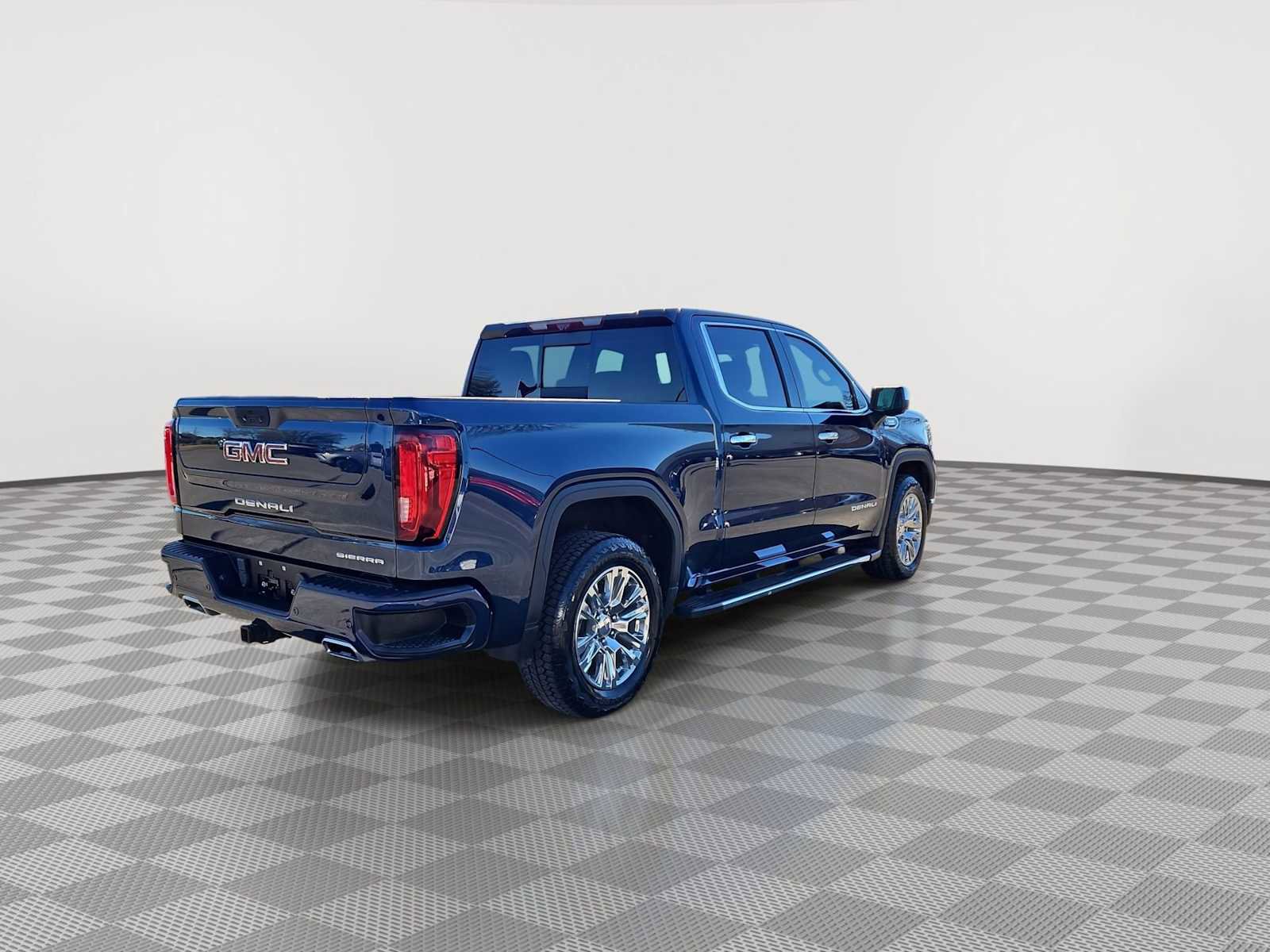 Used 2021 GMC Sierra 1500 Denali w/ Technology Package image 8