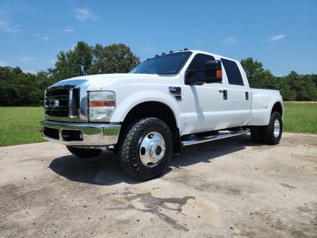 Used 2008 Ford F350 Lariat image 1