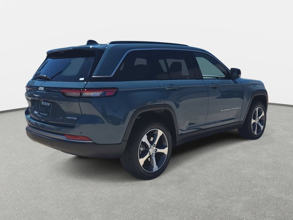 New 2026 Jeep Grand Cherokee Limited w/ Luxury Tech Group II AWD/4WD image 5