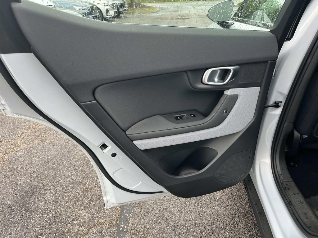 Used 2023 Polestar Polestar 2 w/ Pilot Pack image 16