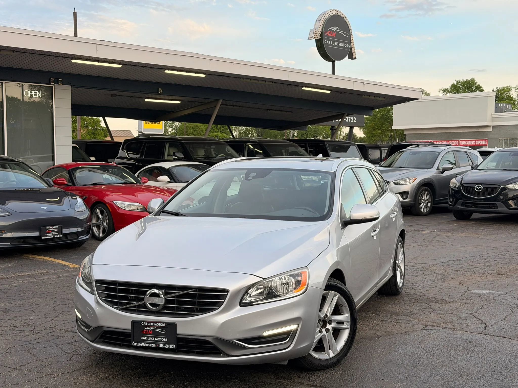 Used 2015 Volvo V60 T5 Platinum AWD/4WD image 1