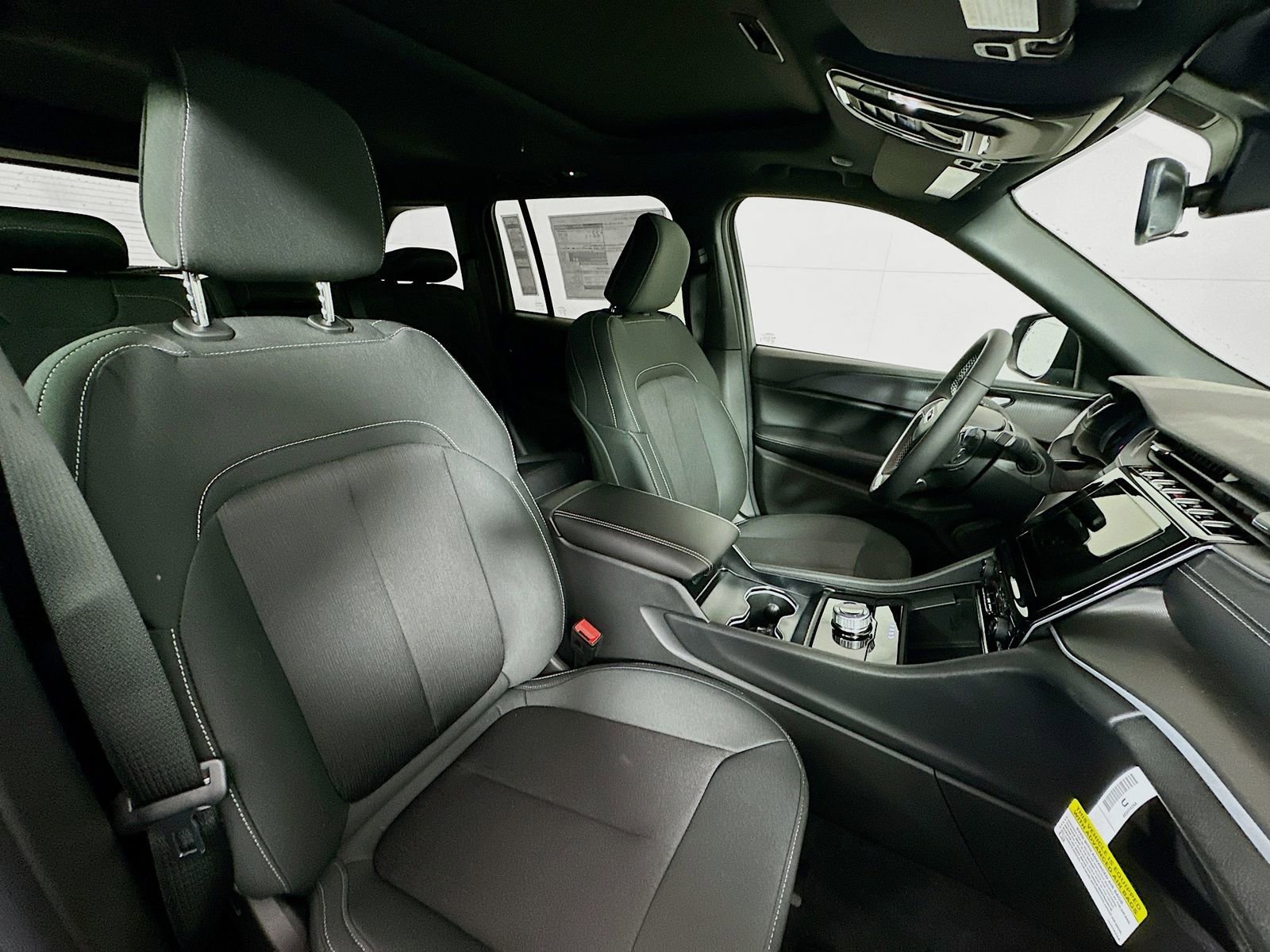 New 2026 Jeep Grand Cherokee Laredo X AWD/4WD image 29