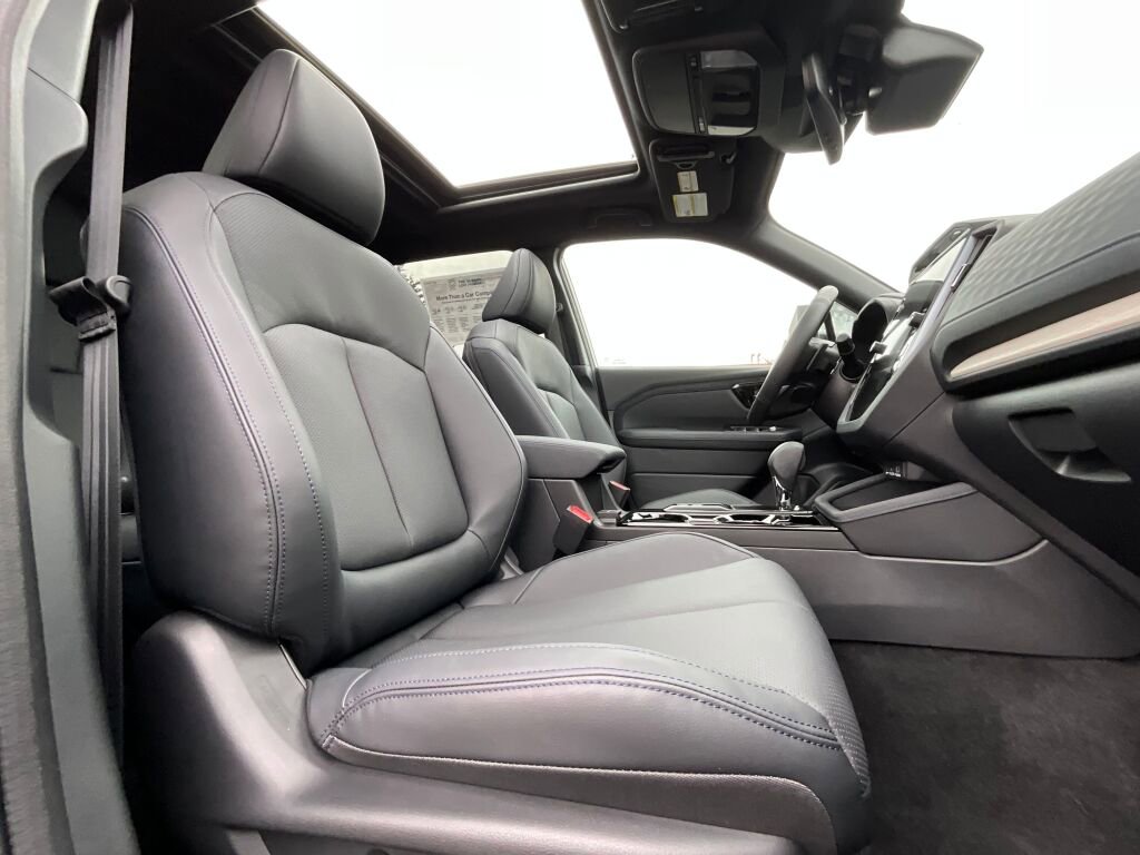 Certified 2025 Subaru Forester Limited image 13