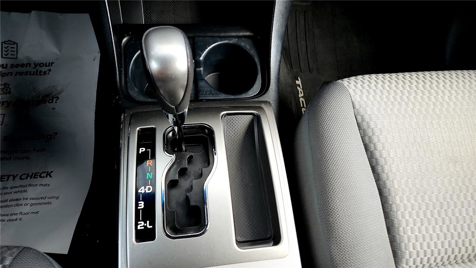 Used 2015 Toyota Tacoma 4x4 Double Cab image 40