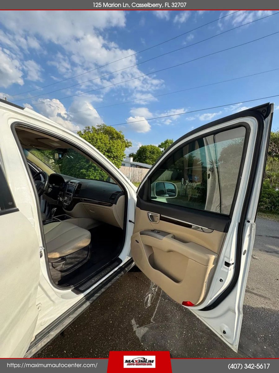 Used 2012 Hyundai Santa Fe Limited w/ Navigation Pkg 4 image 9