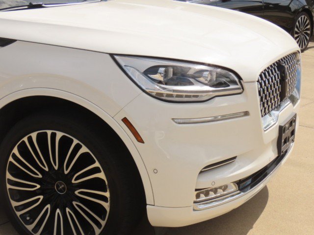 Certified 2022 Lincoln Aviator Black Label AWD/4WD image 5