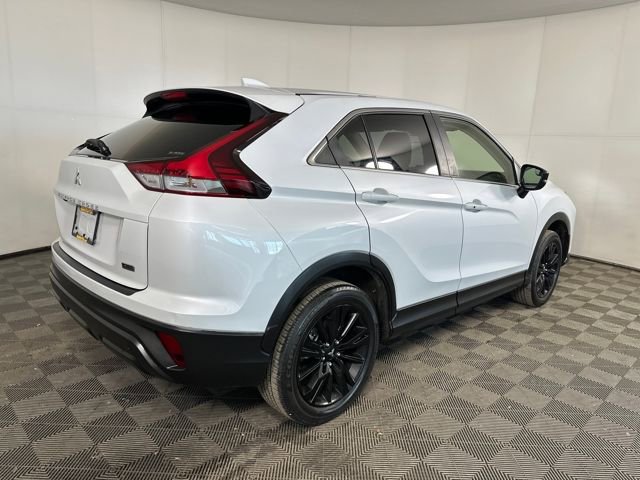 Used 2024 Mitsubishi Eclipse Cross LE image 3