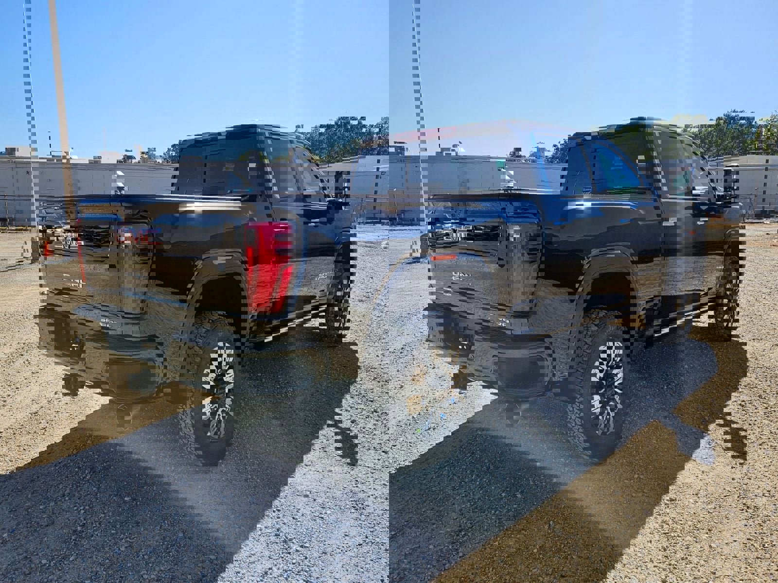 New 2026 GMC Sierra 2500 Denali w/ Denali Reserve Package image 6