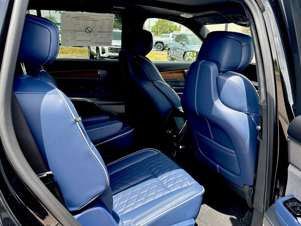 New 2026 Cadillac Vistiq Premium Luxury image 15