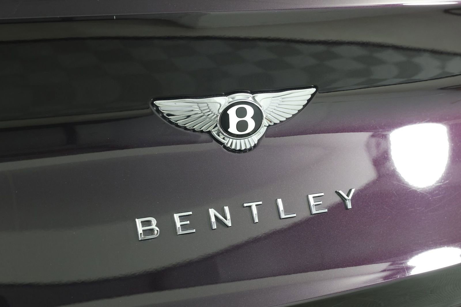 Used 2022 Bentley Bentayga AWD/4WD image 15