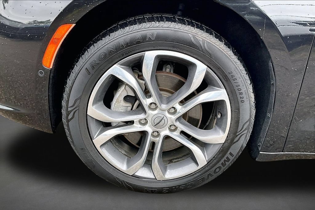 Used 2021 Chrysler Pacifica Pinnacle AWD/4WD image 32