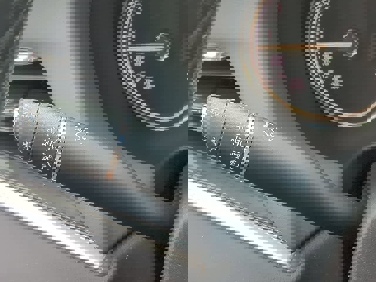 Used 2023 Buick Enclave Essence image 27