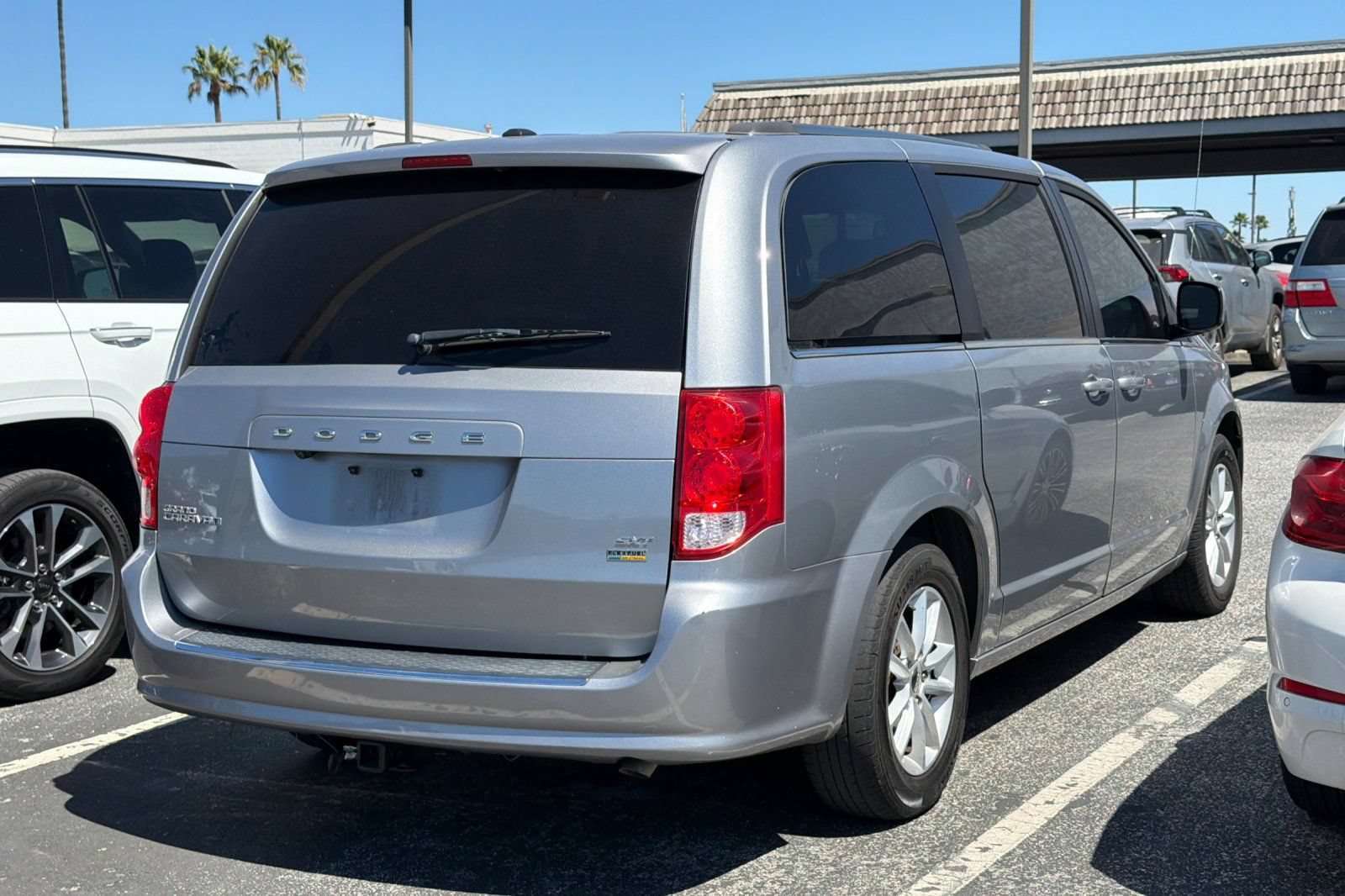 Used 2019 Dodge Grand Caravan SXT FWD image 5