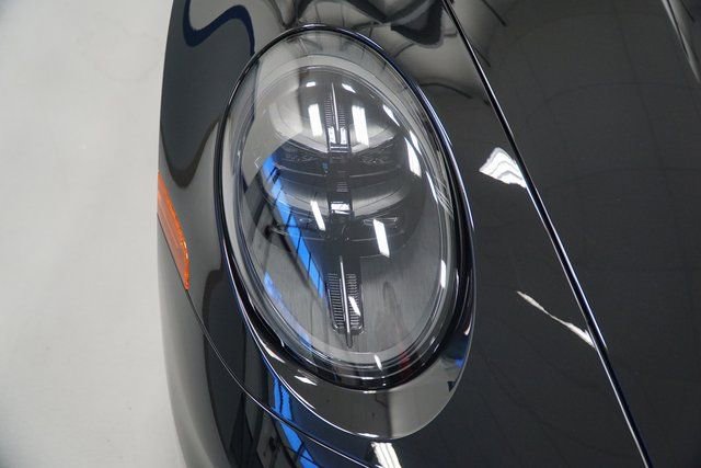 Used 2025 Porsche 911 Carrera S image 15