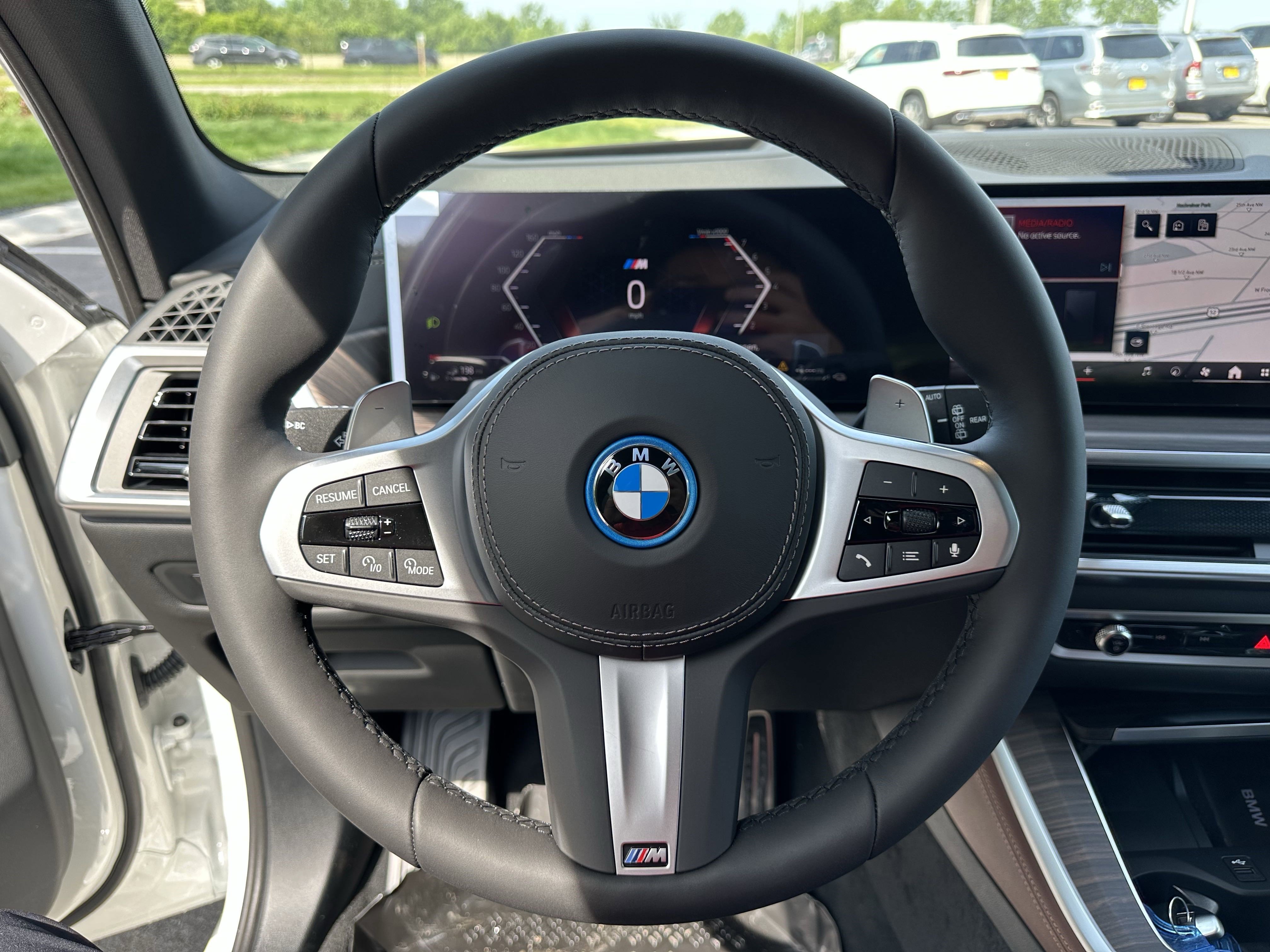 New 2026 BMW X5 xDrive50e w/ M Sport Package image 13