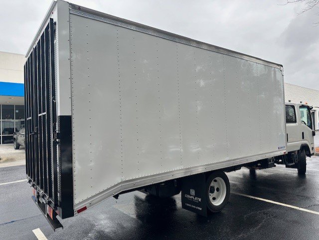 New 2025 Chevrolet Low Cab Forward image 11