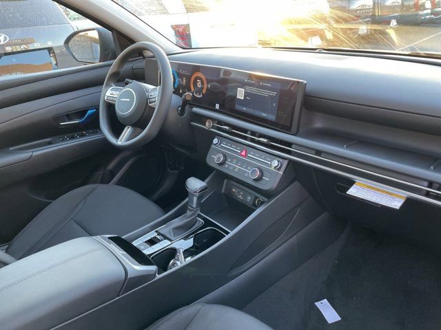 New 2026 Hyundai Tucson SE image 7