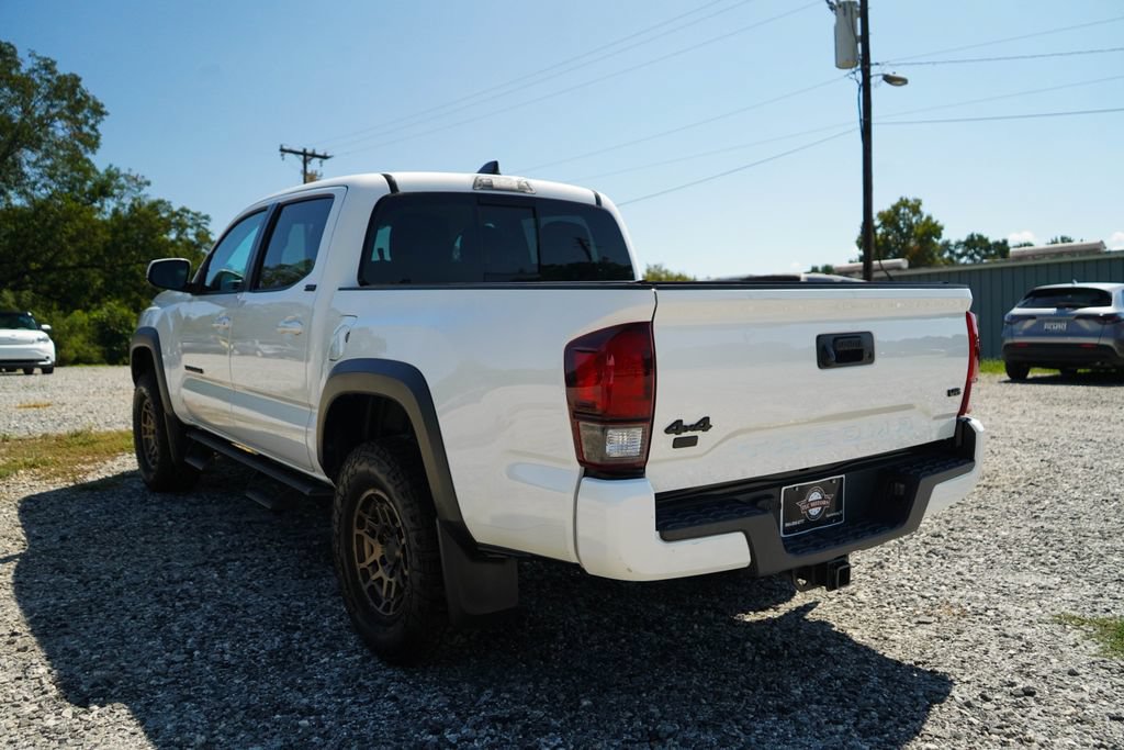 Used 2022 Toyota Tacoma SR5 w/ Trail Edition AWD/4WD image 4