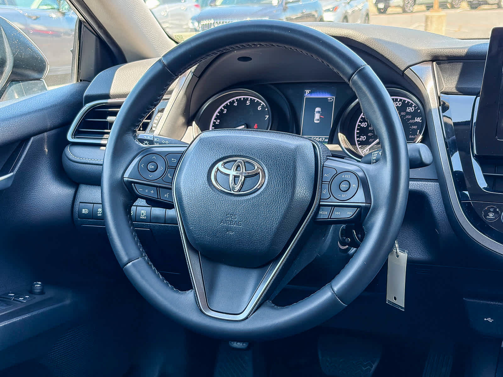 Used 2024 Toyota Camry SE FWD image 13