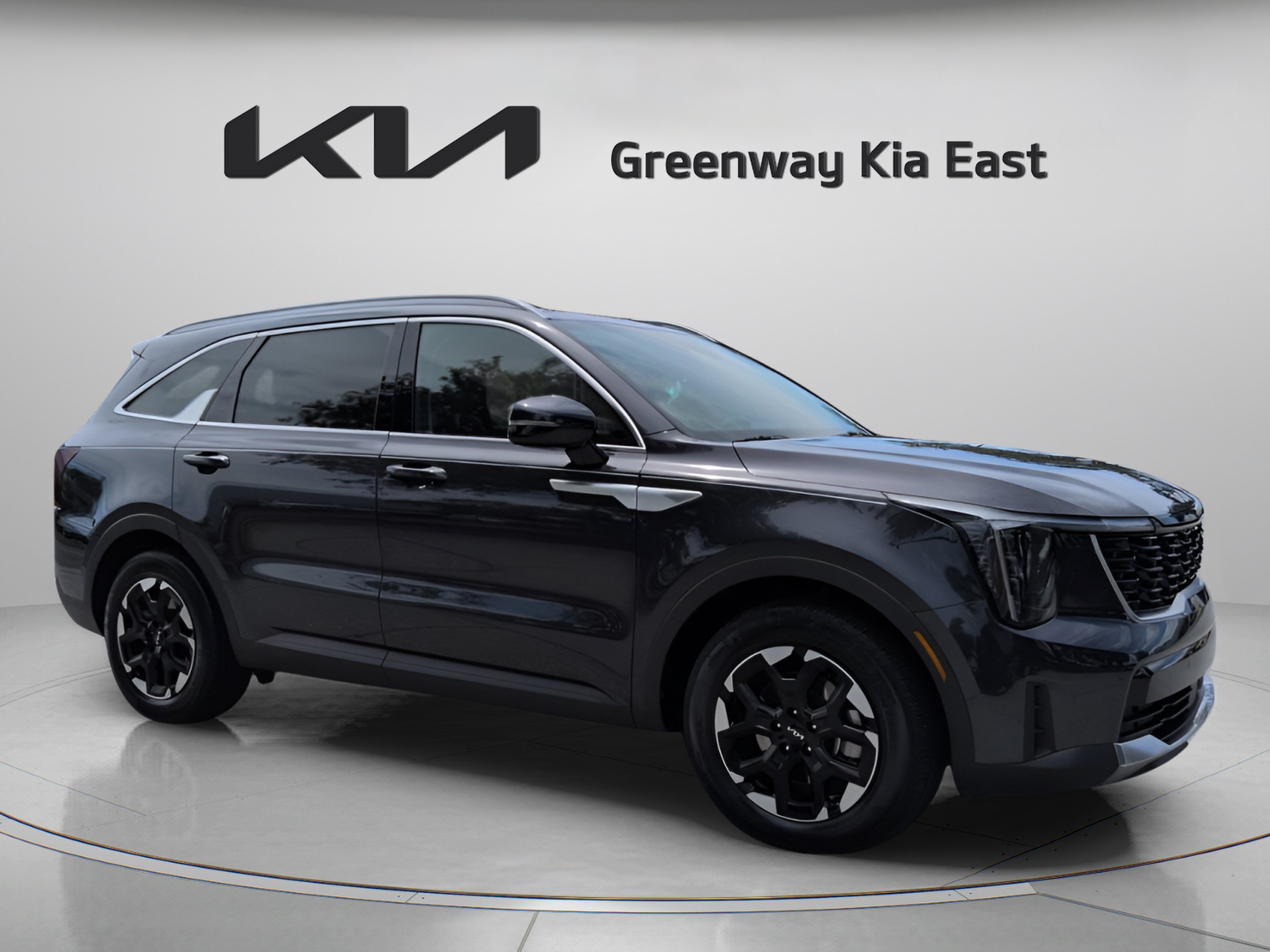 Certified 2026 Kia Sorento S w/ S Panoramic Sunroof Package FWD image 3
