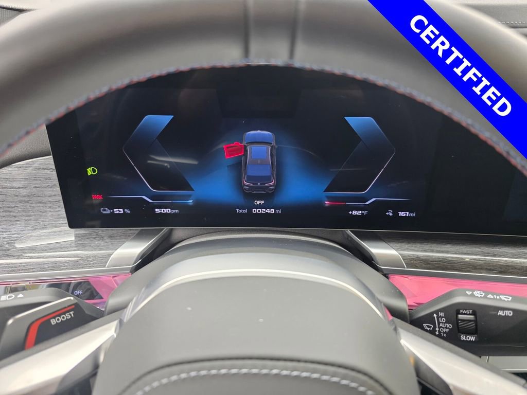 Used 2025 BMW i7 M70 w/ Executive Package image 24