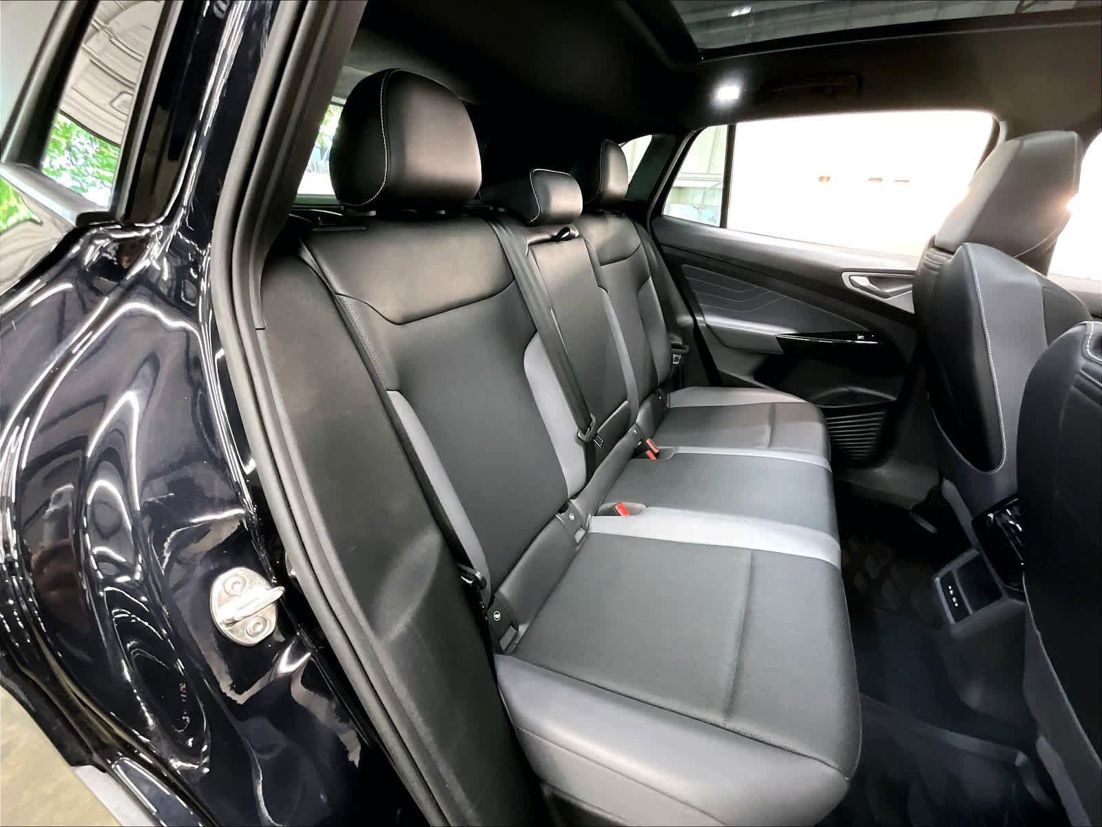 Used 2024 Volkswagen ID.4 S RWD image 30