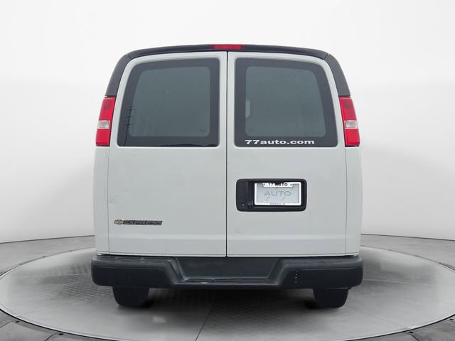 Used 2019 Chevrolet Express 2500 image 4