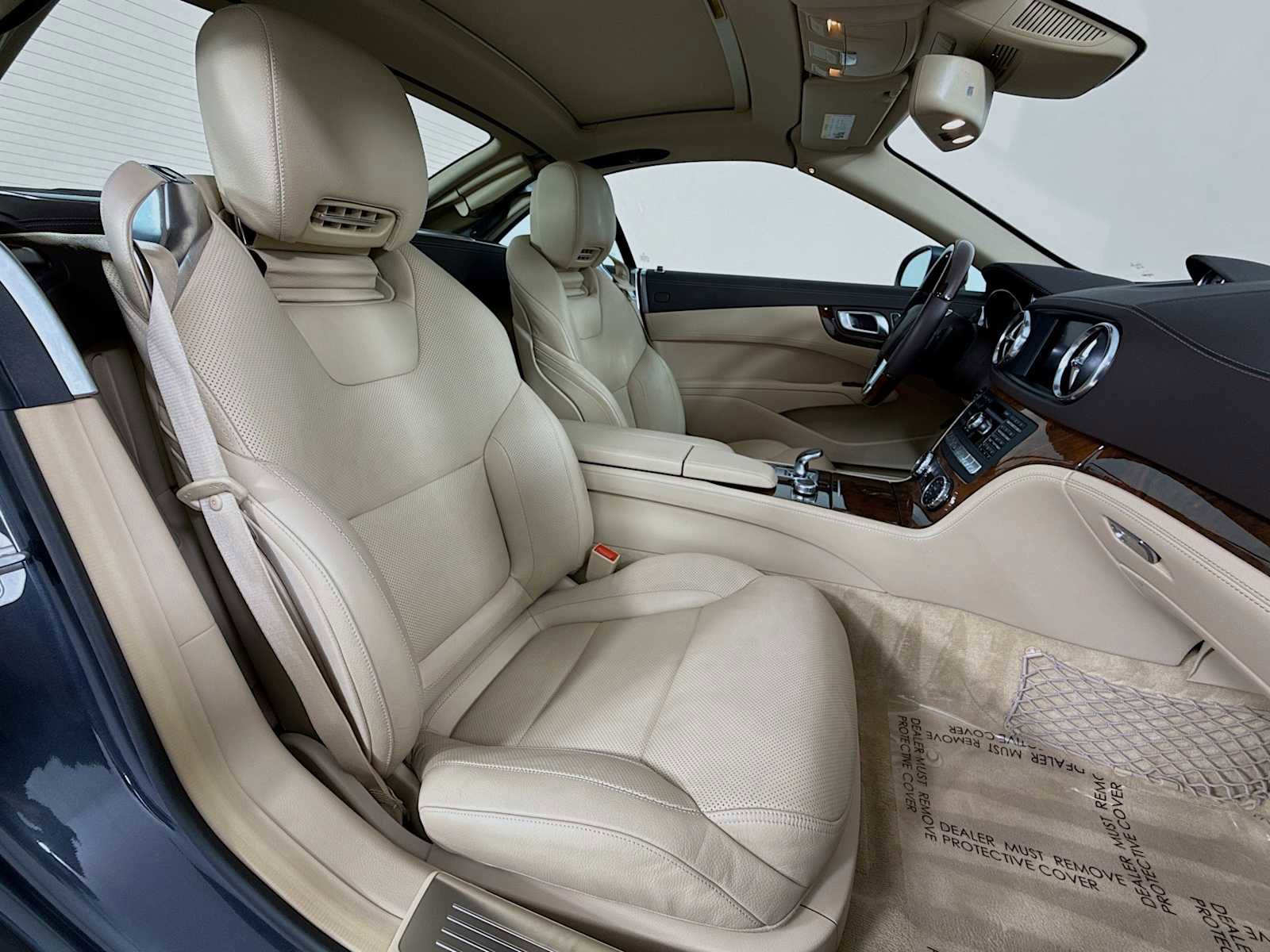 Used 2014 Mercedes-Benz SL 550 image 26