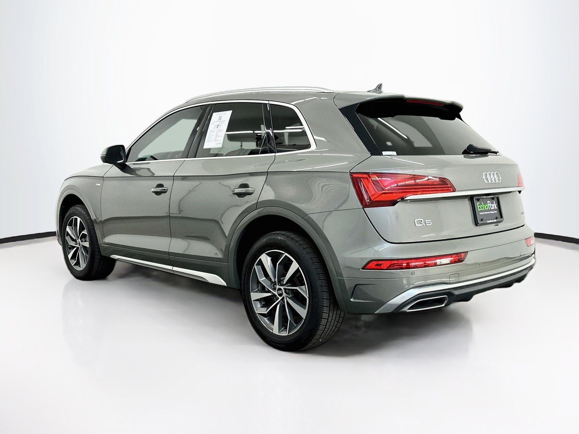 Used 2023 Audi Q5 2.0T Premium w/ Convenience Package AWD/4WD image 5