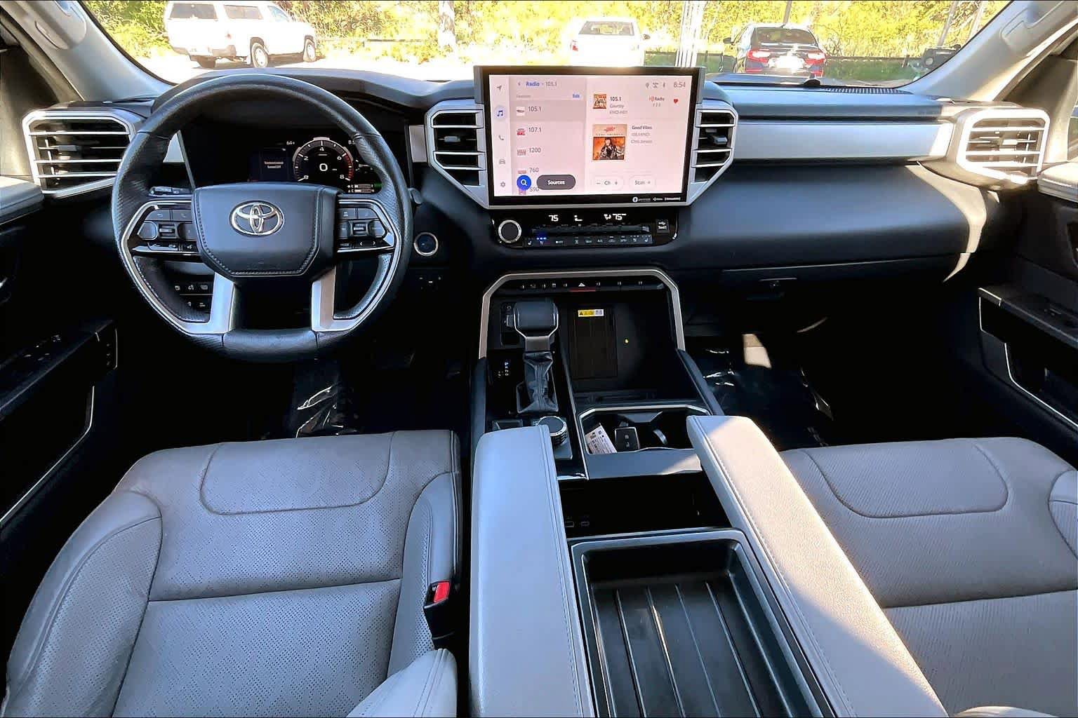 Used 2022 Toyota Tundra Limited AWD/4WD image 14