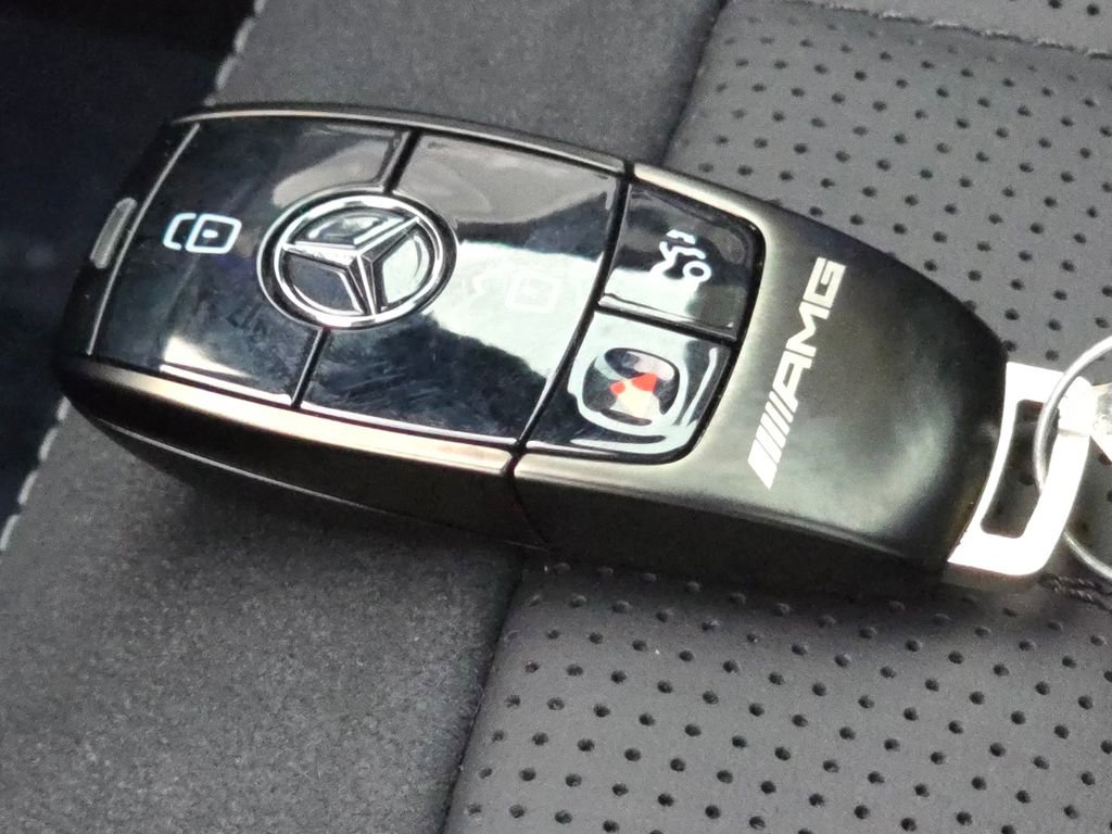 New 2026 Mercedes-Benz GLS 63 AMG 4MATIC image 39