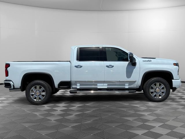 New 2026 Chevrolet Silverado 2500 High Country w/ Technology Package AWD/4WD image 6