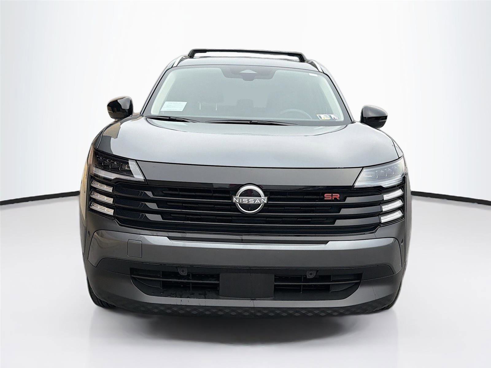 New 2026 Nissan Kicks SR w/ Cold Weather Package image 2