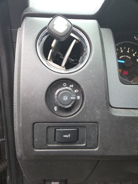 Used 2011 Ford F150 XLT w/ XTR Pkg image 21