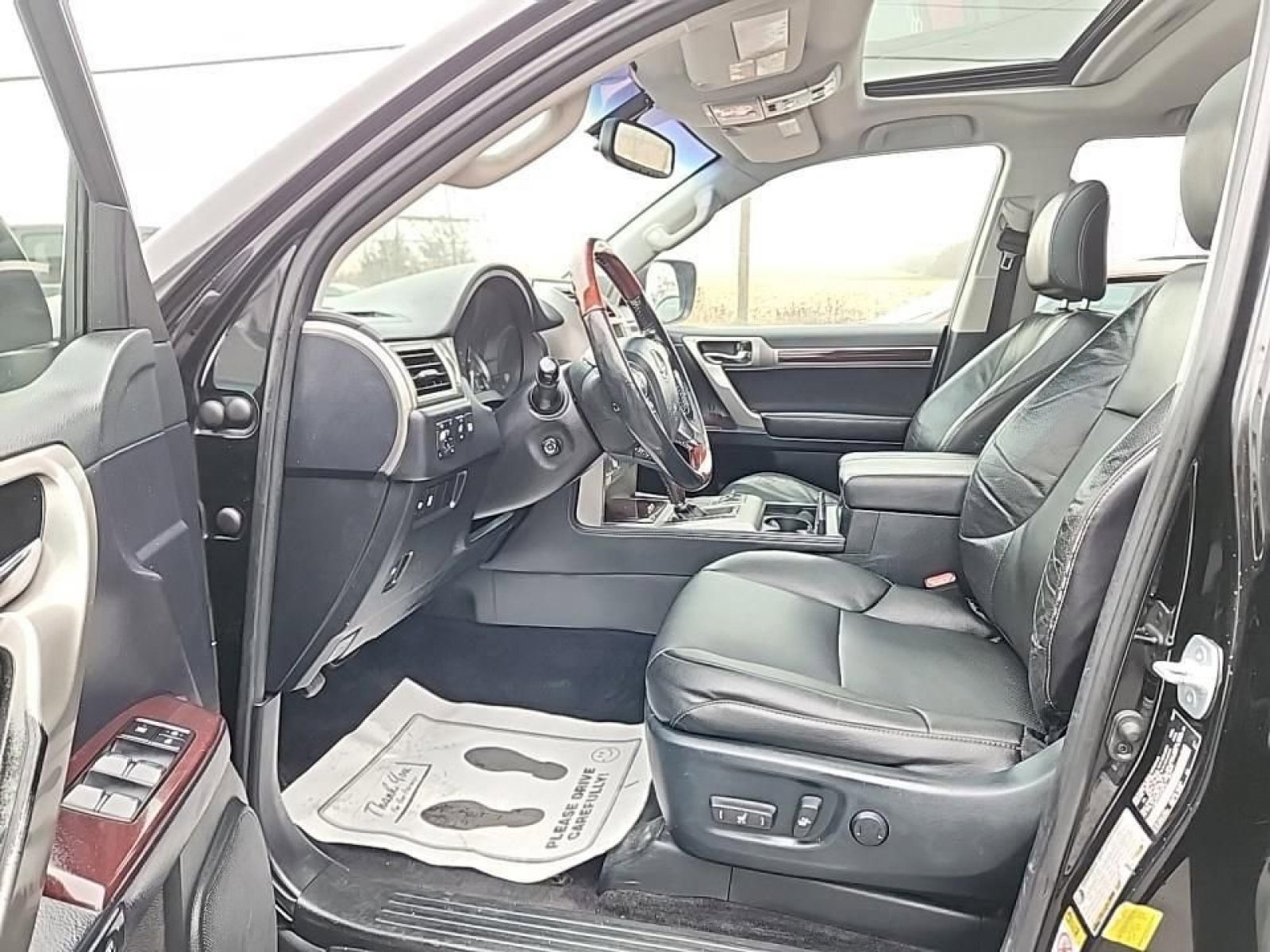 Used 2018 Lexus GX 460 image 35